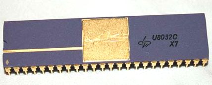 U8032 Арифметический расширитель 8 разрядный U8032C ZFTM X3 (03/1989) для 8-ми битных систем на основе U830