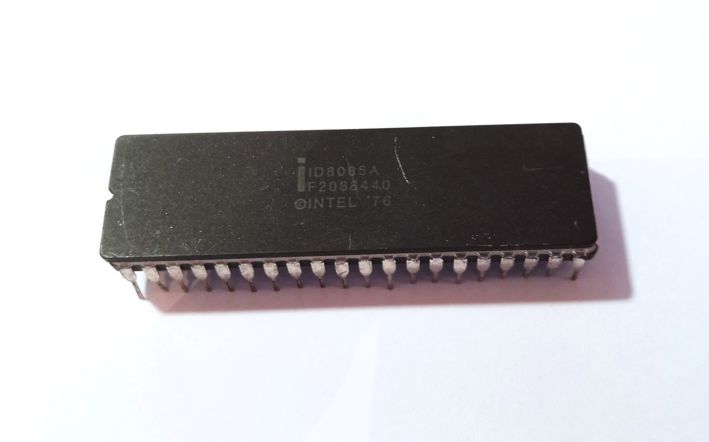 Intel D8085A микропроцессор в керамике